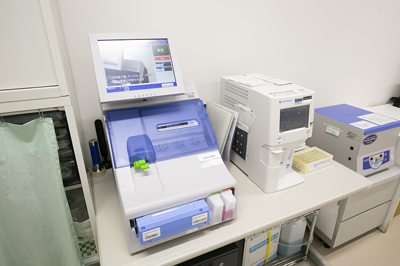 全自動血球計測器、全自動pH／血液ガス分析装置
